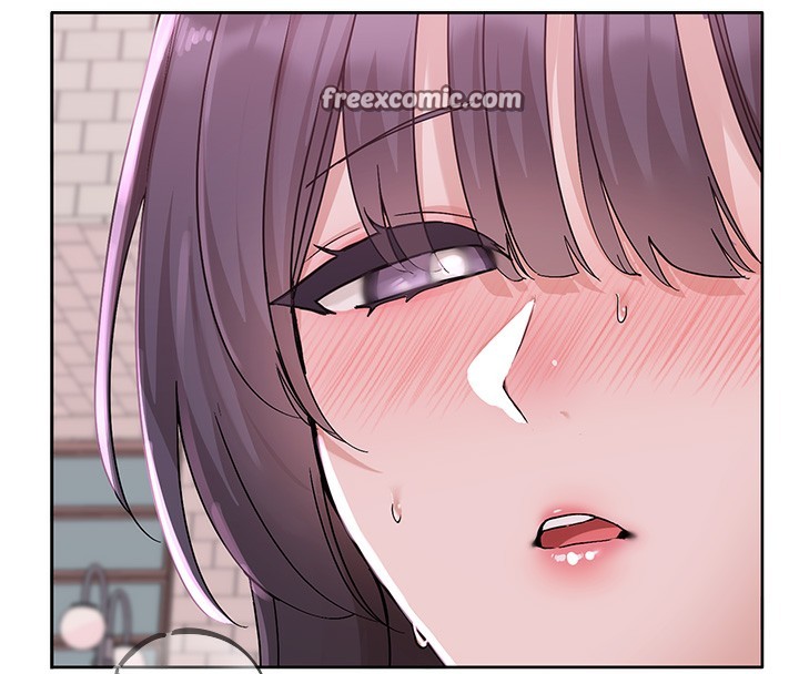 社团学姊 第218话-白佳贞&陈钰琳 姊姊们的致命诱惑♥ 28.jpg